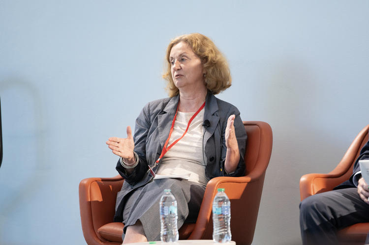 elke on panel